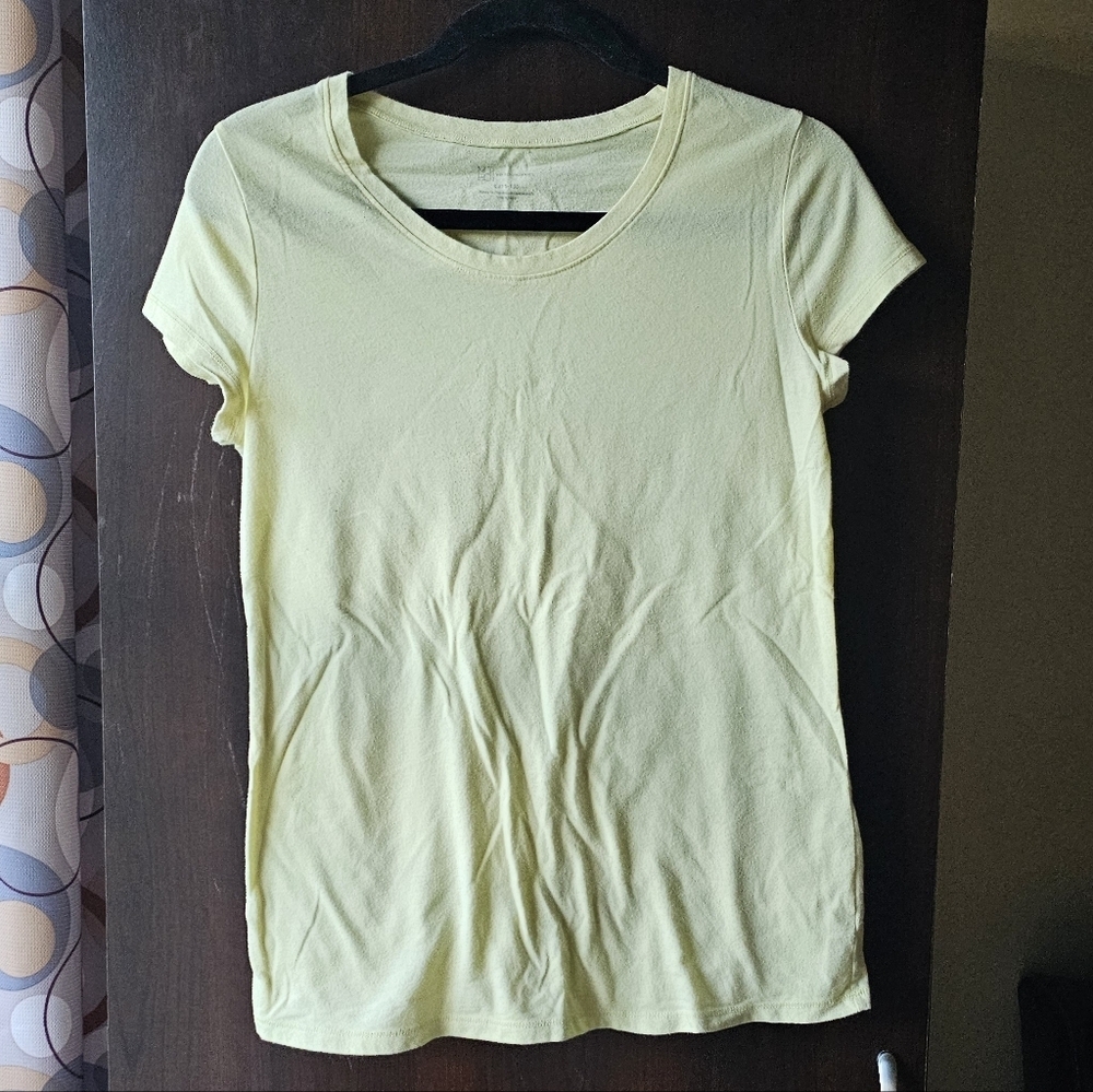 No Boundaries Butter Yellow Short Sleeve Tee